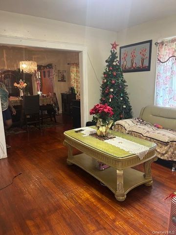 737 Stowe Avenue, North Baldwin, NY 11510