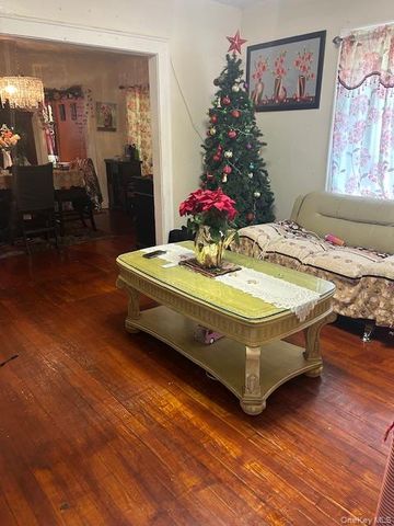 737 Stowe Avenue, North Baldwin, NY 11510