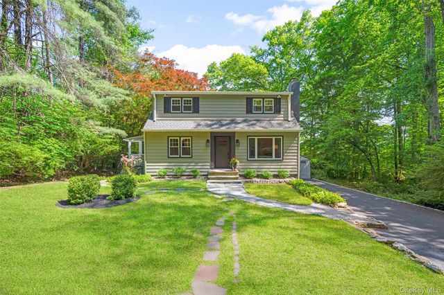49 Entrance Way, Purdys, NY 10578