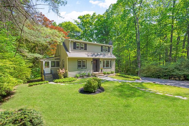 49 Entrance Way, Purdys, NY 10578