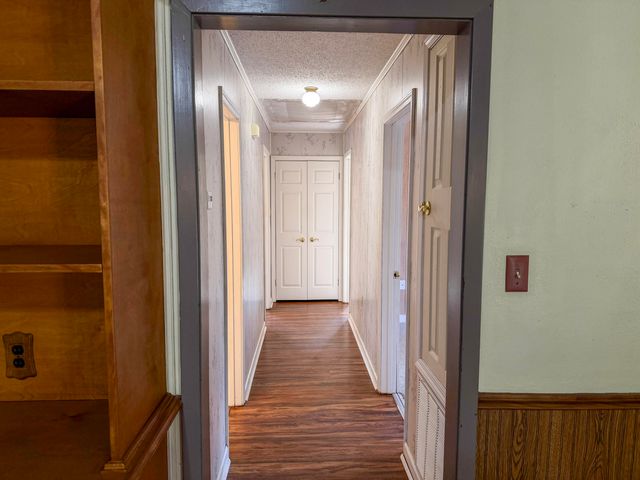 29 Country Dr., Petal, MS 39465