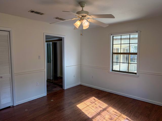 29 Country Dr., Petal, MS 39465