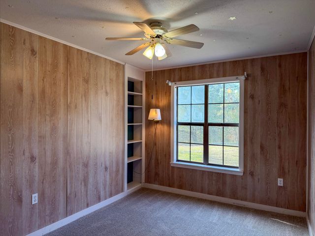 29 Country Dr., Petal, MS 39465