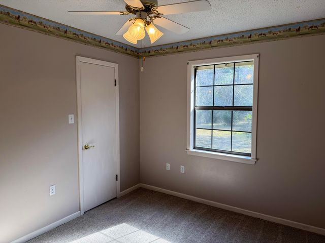 29 Country Dr., Petal, MS 39465