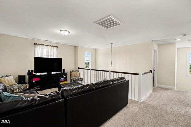 17 Barton Bay Lane, Clayton, NC 27520