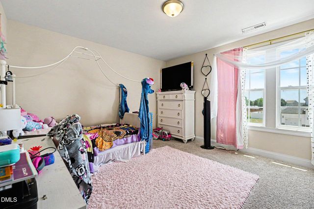17 Barton Bay Lane, Clayton, NC 27520