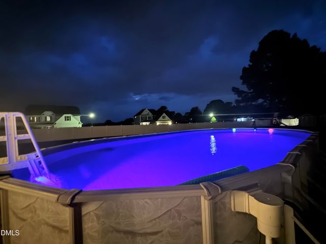 17 Barton Bay Lane, Clayton, NC 27520