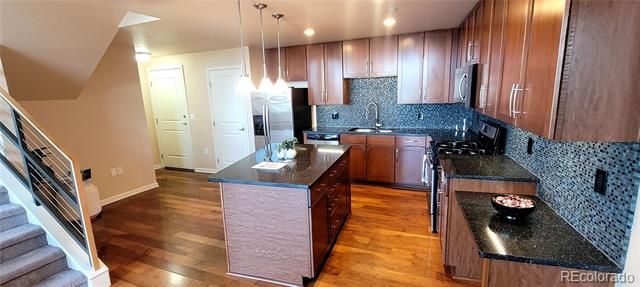 8185 E Lowry Boulevard 302, Denver, CO 80230
