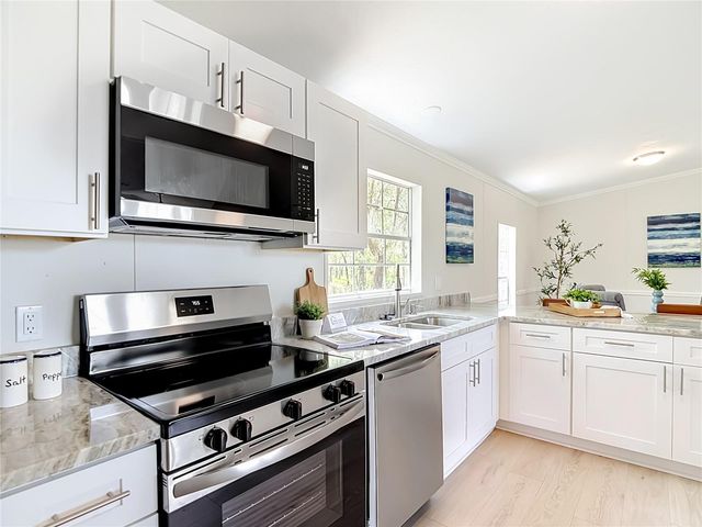 18118 PORSCHE PLACE, Spring Hill, FL 34610