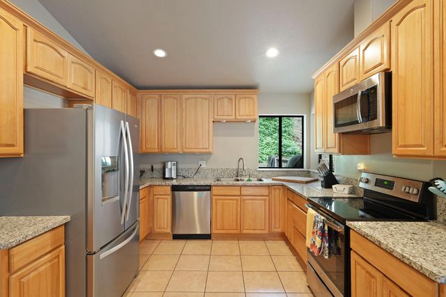 3234 Cambridge Rd, Cameron Park, CA 95682