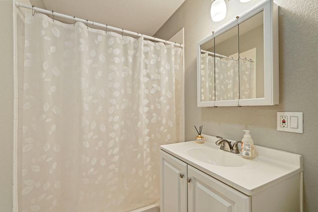 3234 Cambridge Rd, Cameron Park, CA 95682