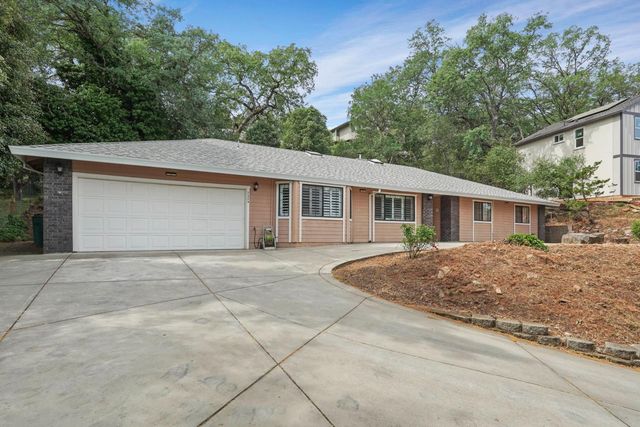 3234 Cambridge Rd, Cameron Park, CA 95682