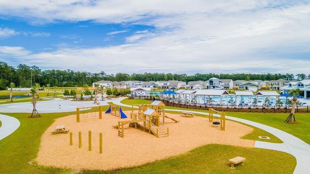 513 Eagles Watch Court, Summerville, SC 29486