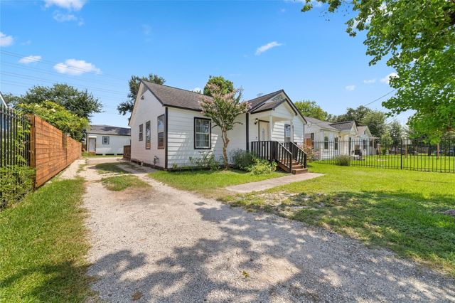617 Frisco Street, Houston, TX 77022