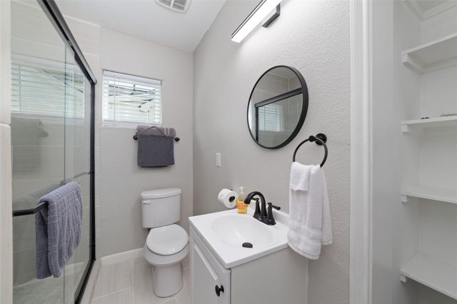 617 Frisco Street, Houston, TX 77022