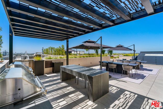 10700 Tabor Street PH7, Los Angeles, CA 90034