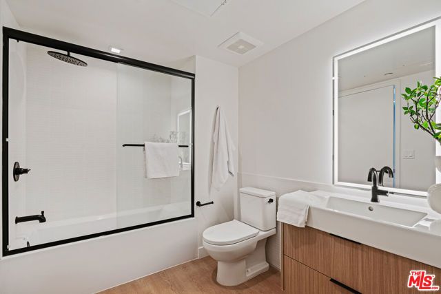10700 Tabor Street PH7, Los Angeles, CA 90034