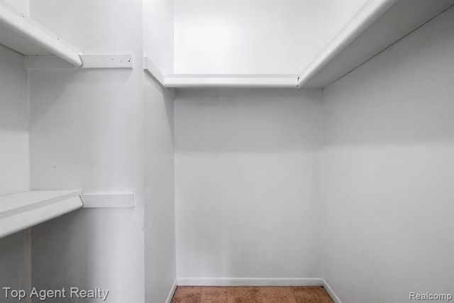 39417 Van Dyke Avenue 605, Sterling Heights, MI 48313