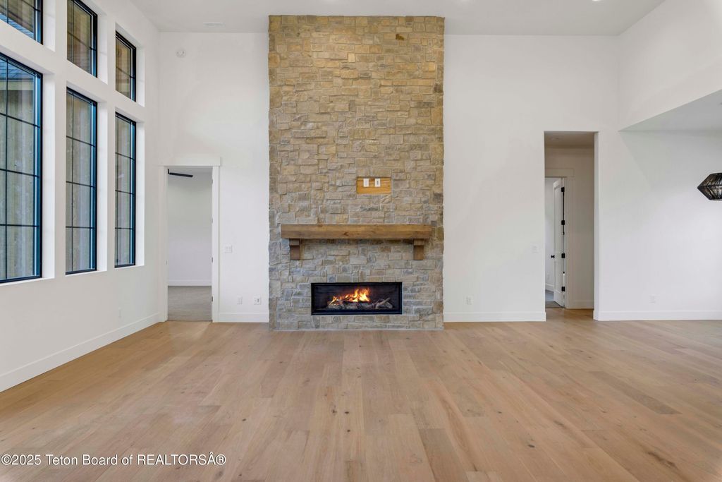 6477 TRUMPET SWAN Circle, Victor, ID 83455 photo 17