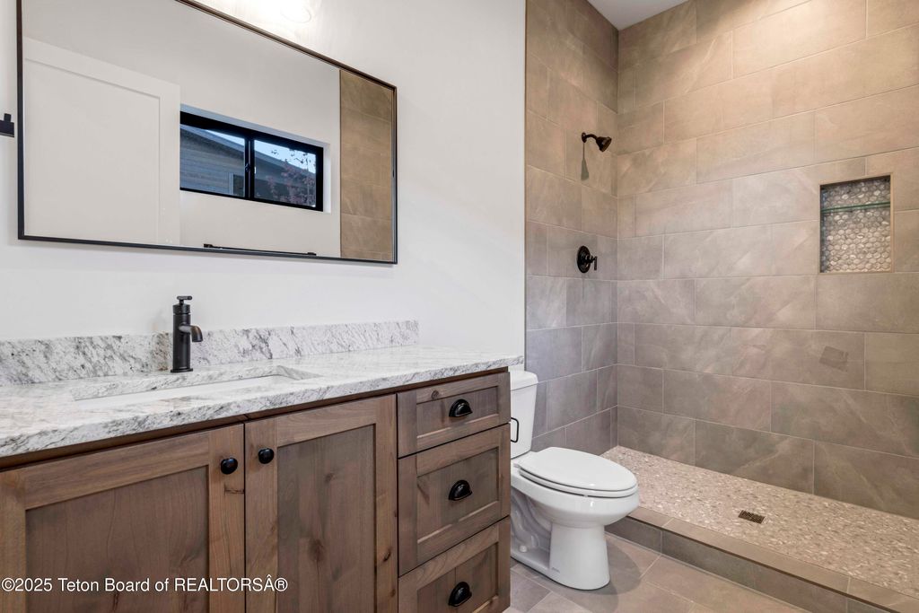 6477 TRUMPET SWAN Circle, Victor, ID 83455 photo 25
