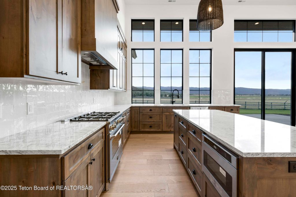 6477 TRUMPET SWAN Circle, Victor, ID 83455 photo 34