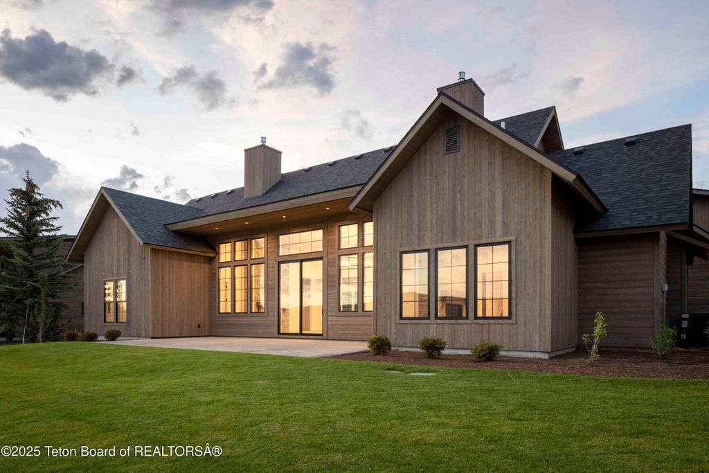 6477 TRUMPET SWAN Circle, Victor, ID 83455 photo 5