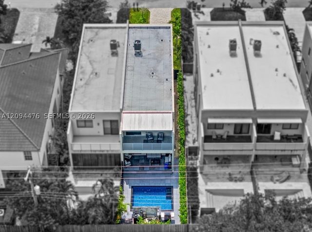 307 SW 10th St, Fort Lauderdale, FL 33315
