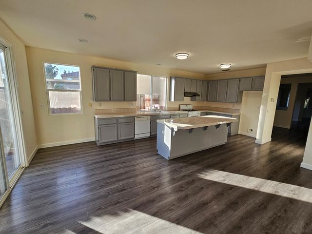 5086 Bissett Way, Sacramento, CA 95835