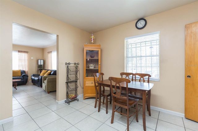 2703 W SAINT JOSEPH STREET, Tampa, FL 33607