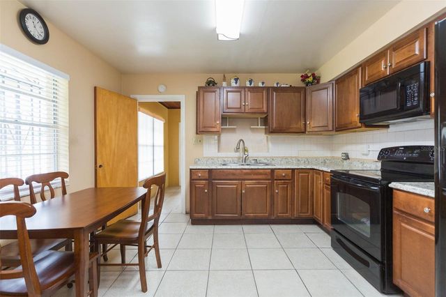 2703 W SAINT JOSEPH STREET, Tampa, FL 33607