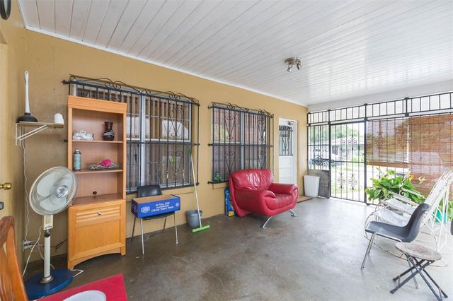 2703 W SAINT JOSEPH STREET, Tampa, FL 33607