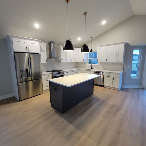 2174 Sky Harbor Drive, New Lenox, IL 60451