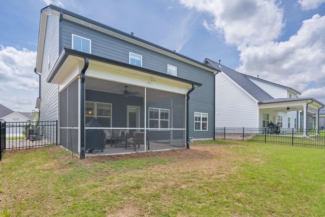 8097 Slugger Way, Chattanooga, TN 37421