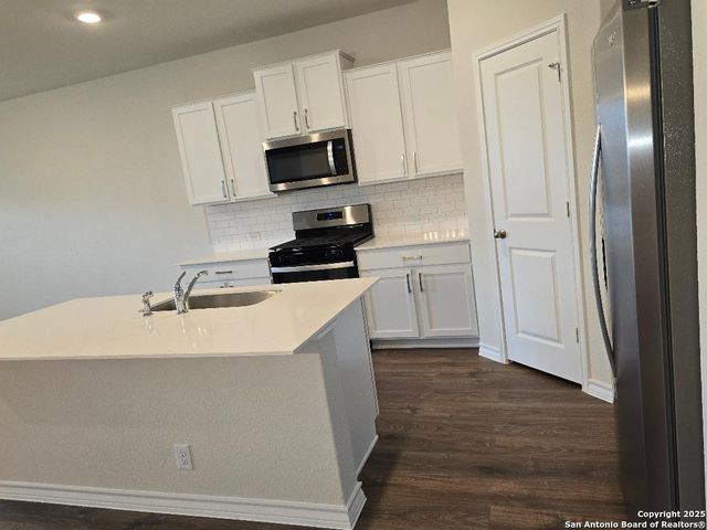 21027 Watercourse Way, San Antonio, TX 78266
