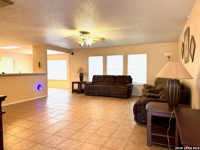 6331 Donely, San Antonio, TX 78247