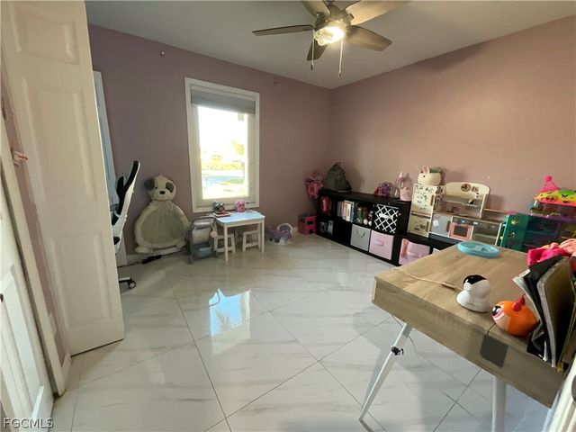 2729 53rd TER SW, Naples, FL 34116