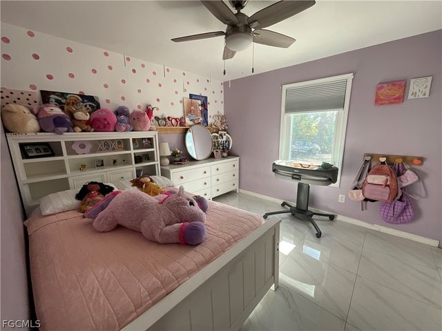 2729 53rd TER SW, Naples, FL 34116