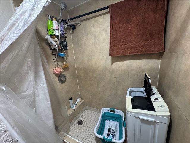 2729 53rd TER SW, Naples, FL 34116