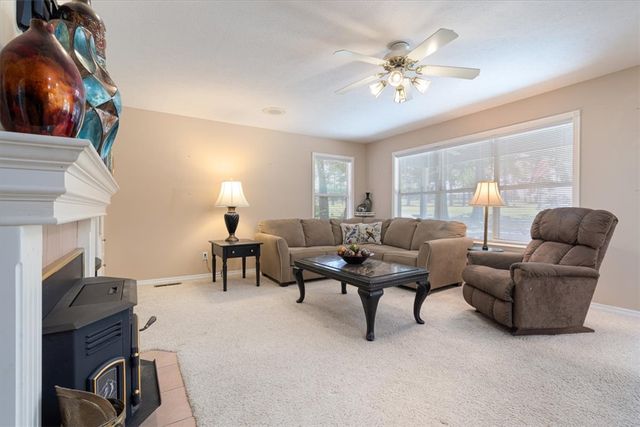 17 Saint Andrews Lane, Holiday Island, AR 72631