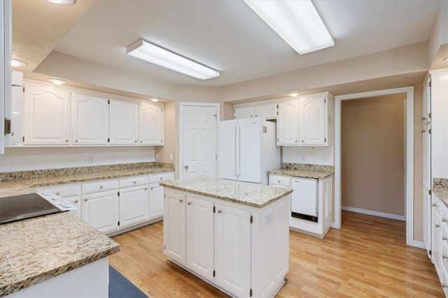 17 Saint Andrews Lane, Holiday Island, AR 72631