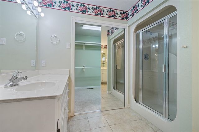17 Saint Andrews Lane, Holiday Island, AR 72631