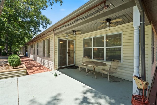 17 Saint Andrews Lane, Holiday Island, AR 72631