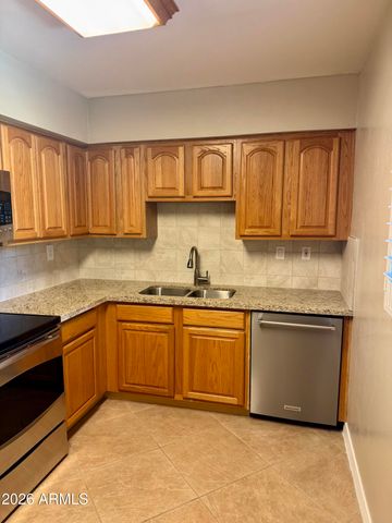 3655 N 5TH Avenue 106, Phoenix, AZ 85013