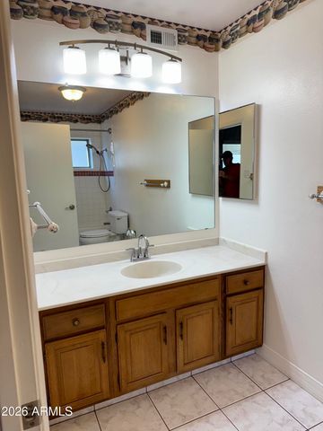 3655 N 5TH Avenue 106, Phoenix, AZ 85013