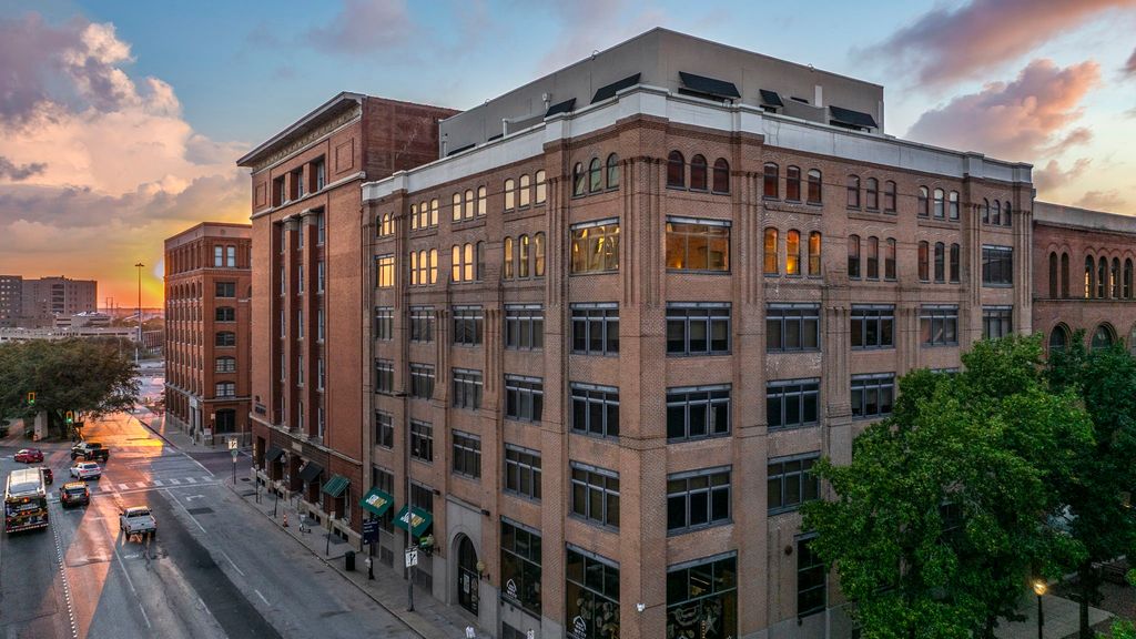 509 Elm Street 504, Dallas, TX 75202