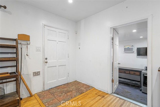 14603 S Aprilia, Compton, CA 90220