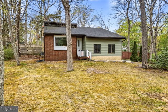 13 MUIRFIELD DR, Sicklerville, NJ 08081