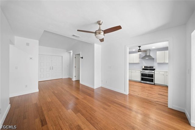 4779 lakewood BLVD h1, Naples, FL 34112
