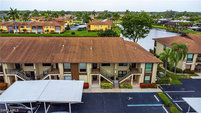 4410 Chantelle DR H-205, Naples, FL 34112