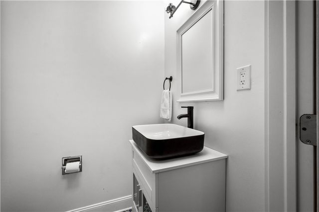 1207 Linden Place, Central North Side, PA 15212